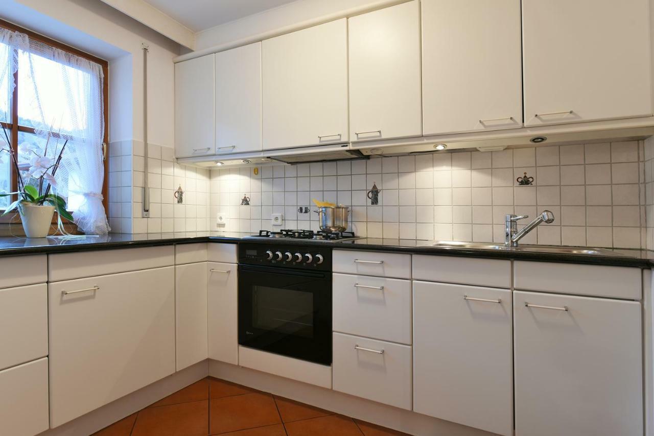 Ferienwohnung Miraval Perathoner Andreas St. Ulrich in Gröden Exterior foto